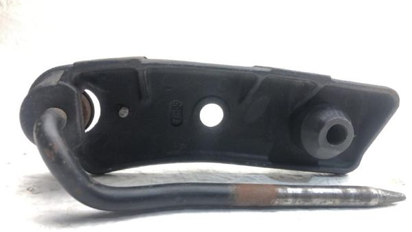 1984-1986 Corvette C4 Targa Top Pair Front Mounts With Bolts Early Design — photo 8