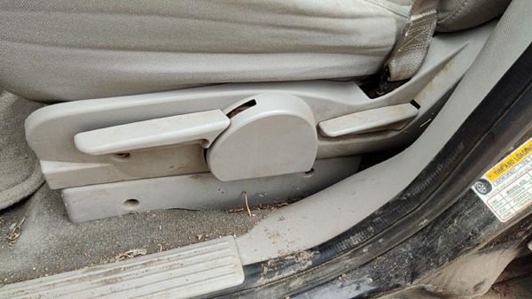 2007-2009 Suzuki Grand Vitara Xl-7 Driver Left Side Seat Trim Panel Oem Gray — photo 3