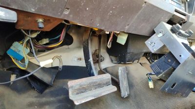 1981-1993 Dodge D350 Gas And Brake Pedal Assembly Automatic Transmission