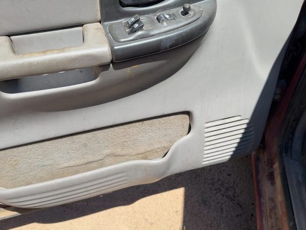 01-03 Venture Driver Left Front Door Trim Panel With Master Switch Gray 14C — photo 8