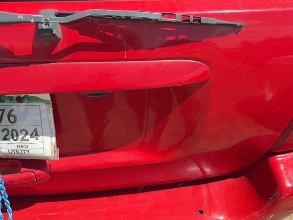 1999-2004 Grand Cherokee License Plate Trim Tail Trunk Finish Flame Red Pr4 — photo 2