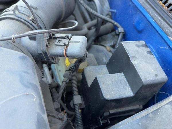 2002 Vw Jetta Wiring Pigtail For Mass Air Flow Sensor 2.0L At Fwd — photo 5