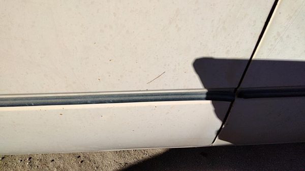 1984-1986 Ford Tempo Driver Left Front Moulding From Door Oem Trim Strip — photo 2