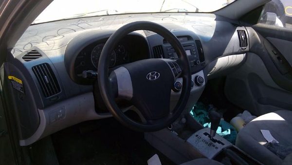 2009 Hyundai Elantra — vehicle photo 5