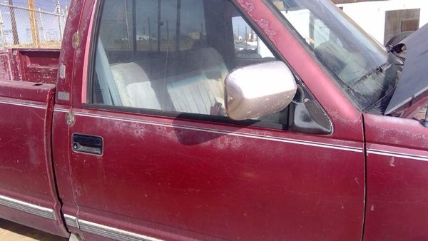 1988 GMC Sierra Front Door RH Red — photo 7
