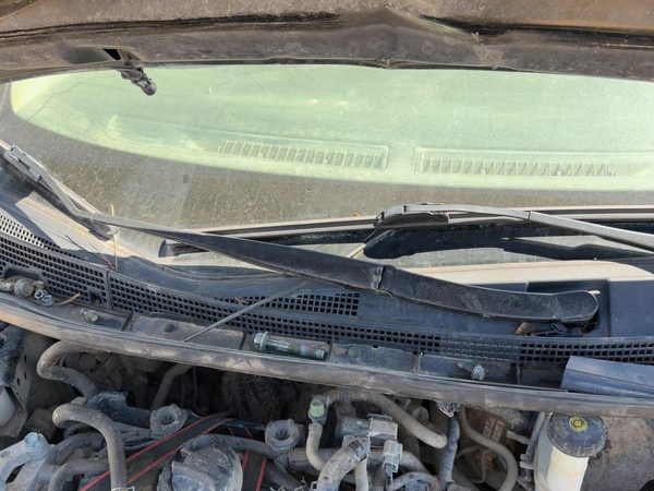 2014 Nissan Sentra Wiper Arm RH — photo 3