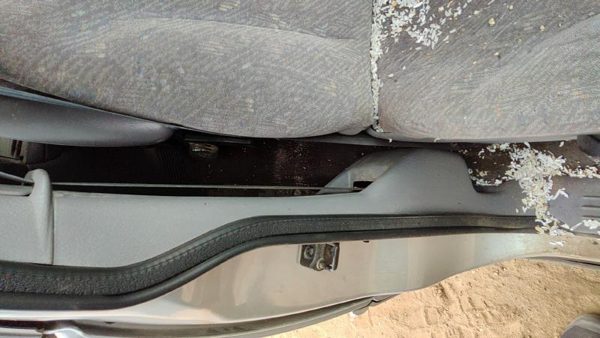 00 Chrysler Town & Country Passenger Right Front Seat Belt Retractor Shoulder — photo 4