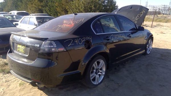 2008 Pontiac G8 — vehicle photo 6
