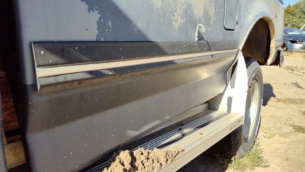 1987-1991 Ford F150 Driver Left Rear Moulding On Front Of Box Oem Lh — photo 3