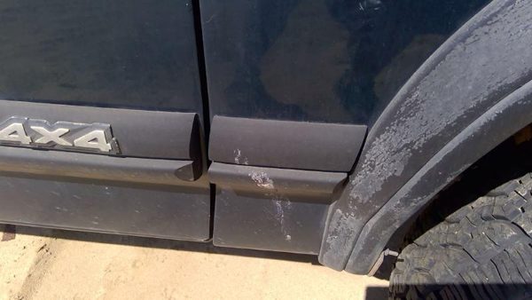 92-94 Dodge Dakota Passenger Right Moulding From Fender Oem Trim Strip — photo 2