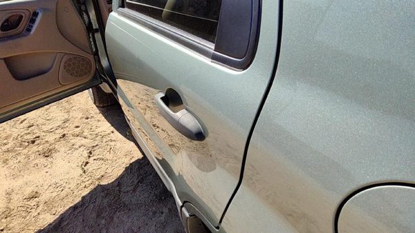 2007 Ford Escape Rear Door LH Dv Titanium Green — photo 3