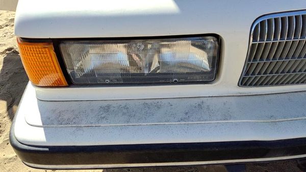 1989 Buick Century Headlamp Assembly RH — photo 1