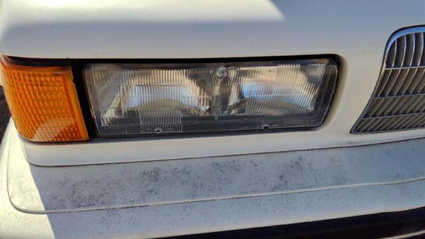 1989 Buick Century Headlamp Assembly RH — photo 3