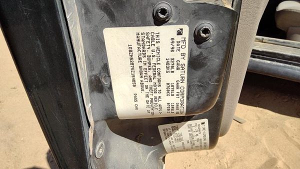 1997 Saturn Sl1 — vehicle photo 4