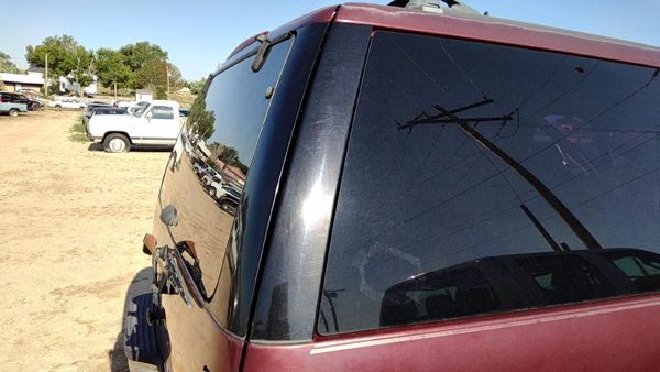 1997 Ford Expedition Quarter Panel Moulding RH Maroon Jl — photo 1