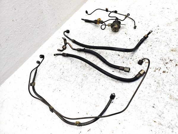 1980 Mercedes-Benz 450SL Misc Fuel Injection Parts Lines — photo 3