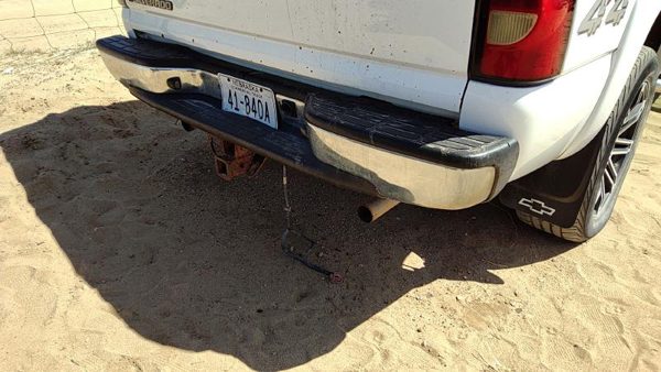 2005 GMC Sierra Rear Bumper Assembly 1500 Hd White 50U — photo 1