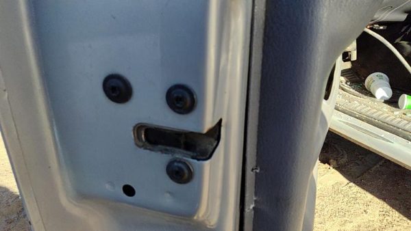 2000 Dodge Dakota Driver Left Front Door Latch With Rods/Cables Oem 55256713Ab — photo 1