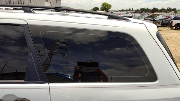 2000-07 Focus Station Wagon Driver Left Rear Quarter Glass Back Side Window Oem — photo 1