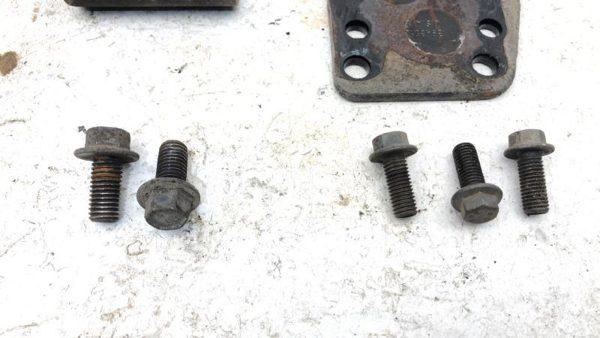 2001 Dodge Ram 2500 Lift Hook Brackets With Bolts Oem 5.9L Cummins — photo 3
