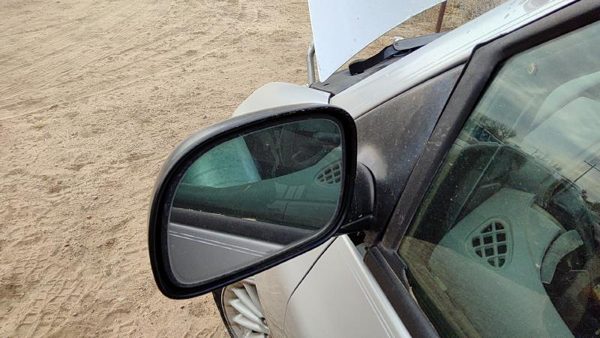 1996-2000 Chrysler Town & Country Driver Left Side Mirror Door Mounted Silver — photo 6