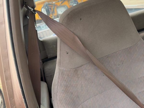 92-97 Ford F250 Passenger Right Front Seat Belt Retractor Oem Shoulder Brown Rk — photo 5