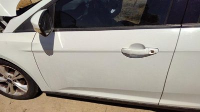 2014 Ford Focus Front Door LH White Yz