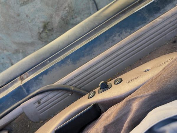 1994 Ford Explorer 2 Dr Driver Left Lower Sill Step Moulding Trim Panel Oem Tan — photo 2