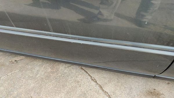 1999-2004 Chrysler 300M Driver Left Front Moulding From Door Trim Strip Blue Pbq — photo 3