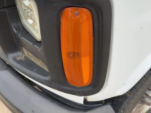 96-02 Express Van 2500 Driver Left Front Turn Signal Light Lamp Outer Mounted — photo 2