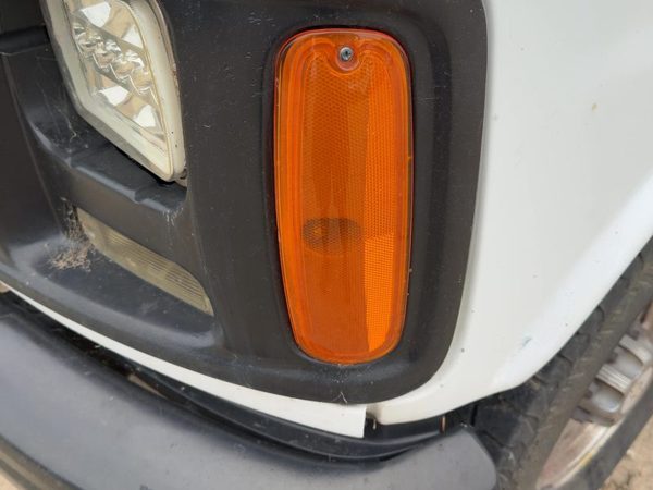 96-02 Express Van 2500 Driver Left Front Turn Signal Light Lamp Outer Mounted — photo 4