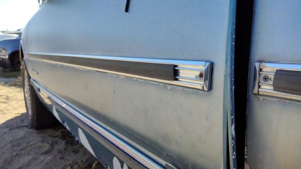 88-91 Olds Cutlass Cierra Driver Left Front Moulding From Door Oem Trim Strip — photo 3