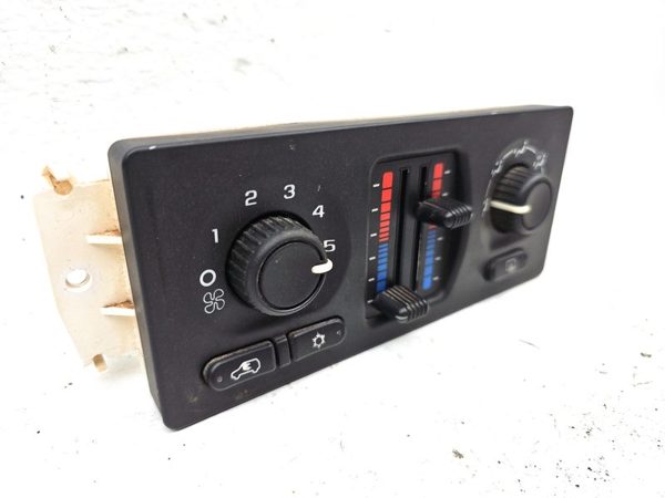 05-07 Silverado 2500 Temperature Control Module In Dash Heater Ac Head Unit Oem — photo 6
