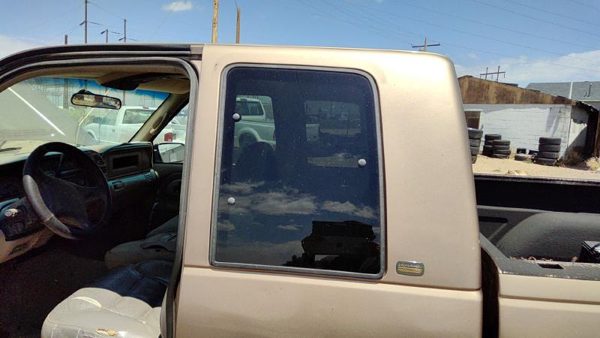 1989-00 Silverado 2500 Driver Left Rear Quarter Glass Back Side Window Oem — photo 2