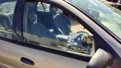 1995-2005 Chevy Cavalier Passenger Right Front Side Window Door Glass Oem