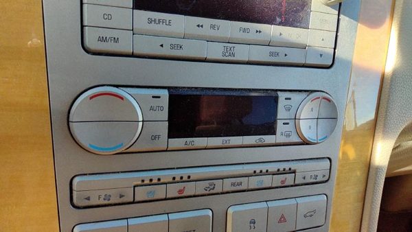 07-10 Navigator Front Temperature Control Module In Dash Heater Ac Head Unit — photo 2