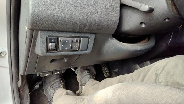 10-11 Versa Lower Dash Under Column Knee Bolster Trim Panel Oem Charcoal G — photo 2