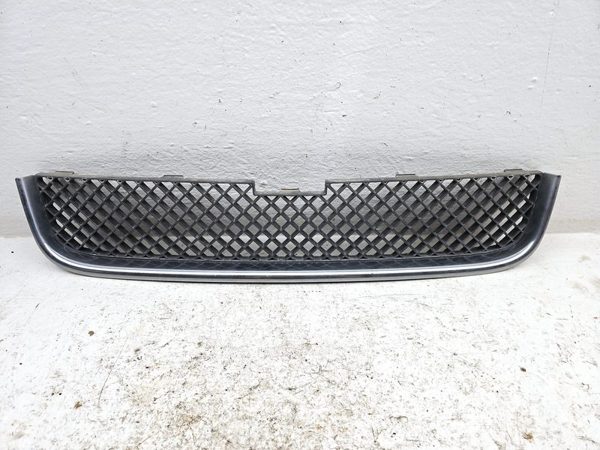 2005-2009 Chevy Uplander Lower Front Grille Assembly Oem White 50U 15108613 — photo 1