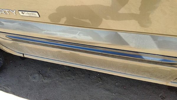 02-07 Jeep Liberty Driver Left Front Moulding From Door Oem Trim Strip Khaki Pjc — photo 3