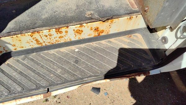 2006 Sprinter Van 3500 Passenger Right Rear Back Lower Sill Step Kick Trim Panel — photo 3
