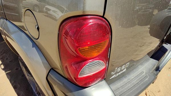 2002-2004 Jeep Liberty Driver Left Tail Light Brake Lamp Oem Rear 55155829Ah — photo 5