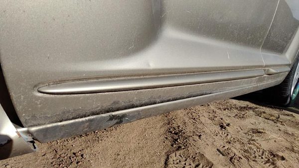 02-05 Pt Cruiser Driver Left Front Moulding From Door Trim Strip Light Almond — photo 4