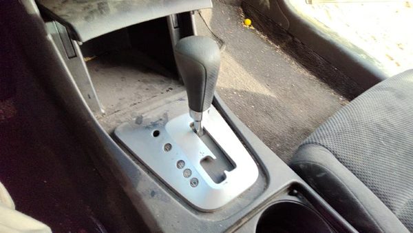 07 Nissan Altima Floor Shifter Lever Assembly Shift Unit Automatic Transmission — photo 3