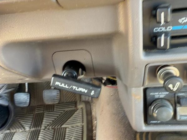 1988-1995 Isuzu Pup Parking Brake Handle Assembly Oem Emergency Ebrake — photo 1