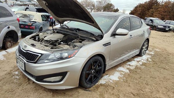 2013 Kia Optima — vehicle photo 1