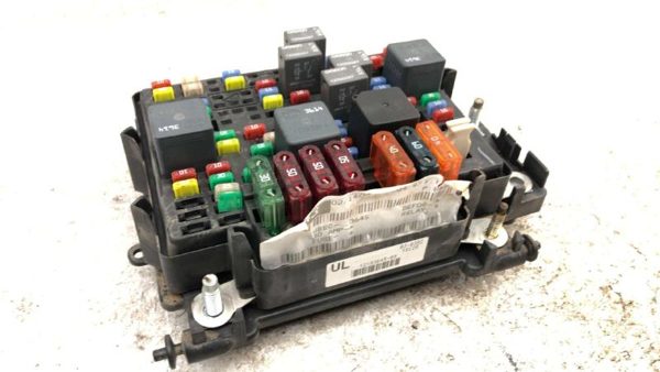 2000-2002 Sierra 2500 Hd Engine Fuse Box Power Distribution Panel Oem 8.1L — photo 7