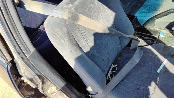 1999 Honda Accord Passenger Right Front Seat Belt Retractor Oem Shoulder Gray — photo 3