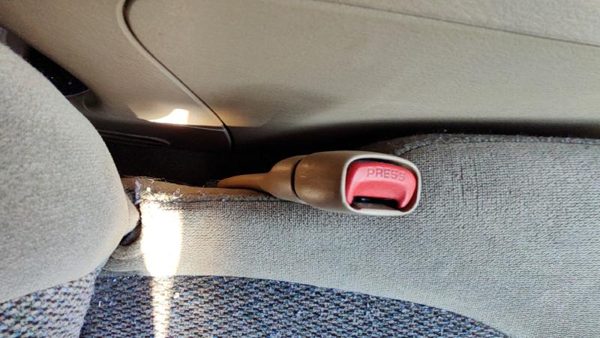 2000-2003 Dodge Durango Passenger Right Front Seat Belt Buckle Receiver Oem Tan — photo 2