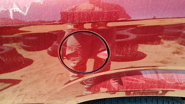 01-07 Chrysler Town Country Fuel Tank Door With Hinge Gas Lid Oem Filler Red Prh — photo 2
