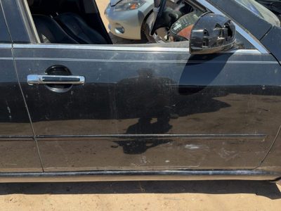 2007 INFINITI M35 Front Door RH Black Obsidian KH3